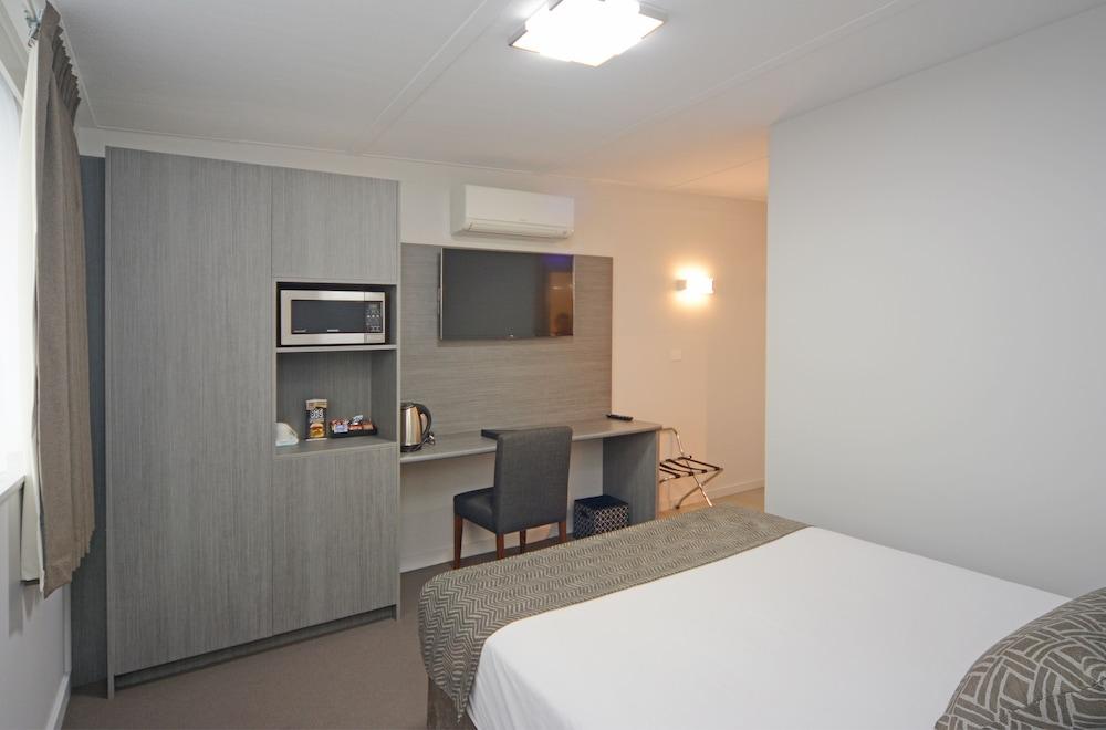 Bridge Hotel Сміттон Екстер'єр фото