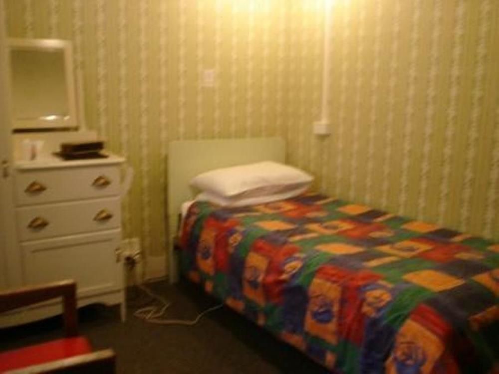 Bridge Hotel Сміттон Екстер'єр фото