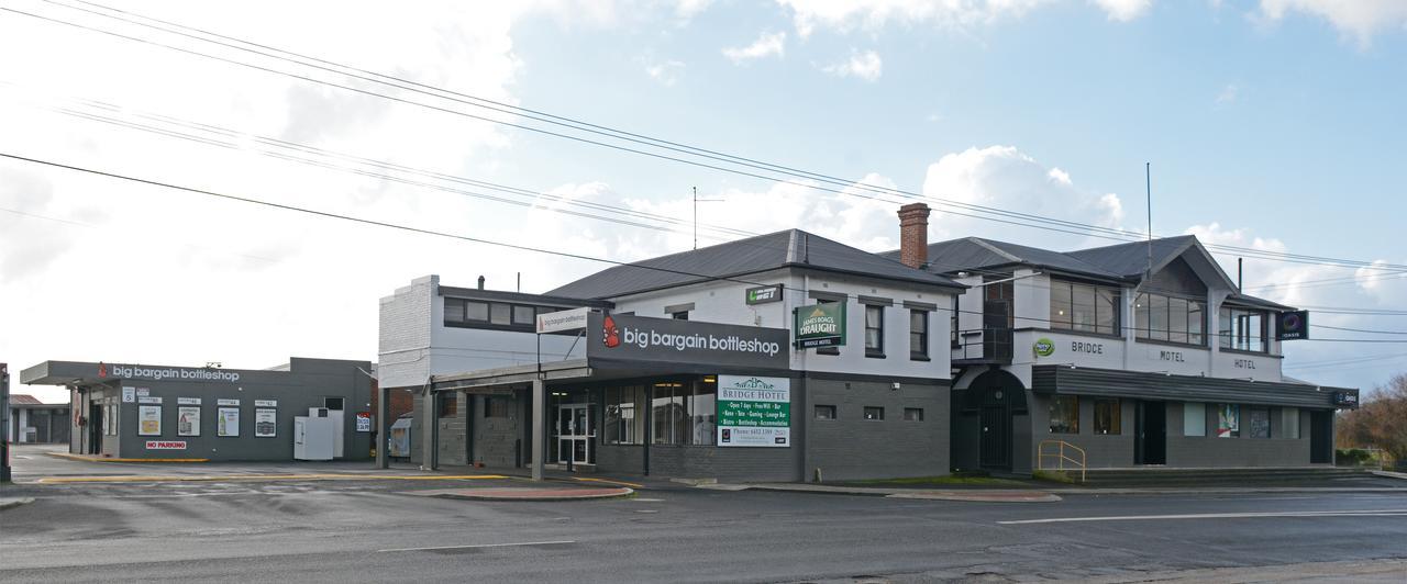Bridge Hotel Сміттон Екстер'єр фото